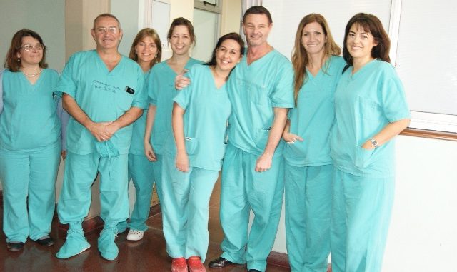 EQUIPO DE IMPLANTES COCLEARES