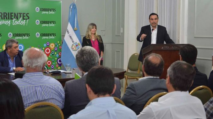 Runion Gobernador con Intendentes Tratamiento de residuos6 (1)