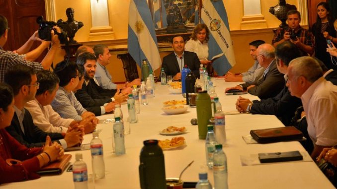 VALDÉS CON INTENDENTES (1)