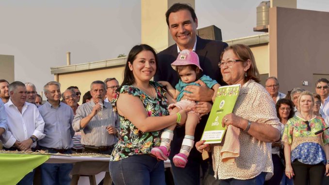 DSC_2590_entrega de viviendas
