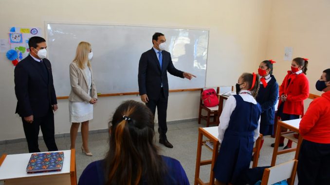 VALDÉS EN CURUZÚ