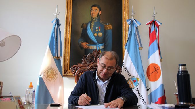 TASSANO FIRMA PASE A PLANTA
