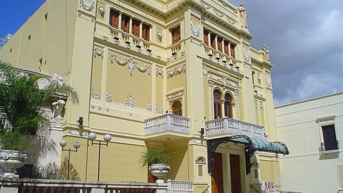 TEATRO VERA
