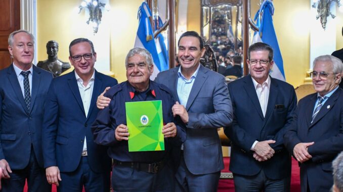 BOMBEROS CON VALDÉS