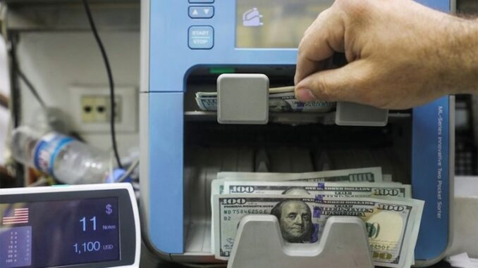 DÓLAR